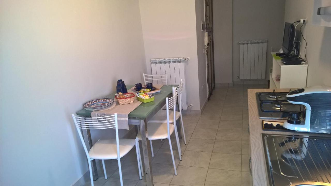 L'Appartamentino B&B Caserta Buitenkant foto